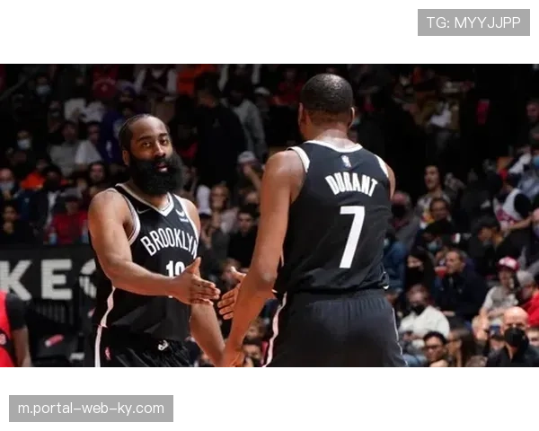 哈登骑士主场首秀13+11 两战末节21分展现关键先生