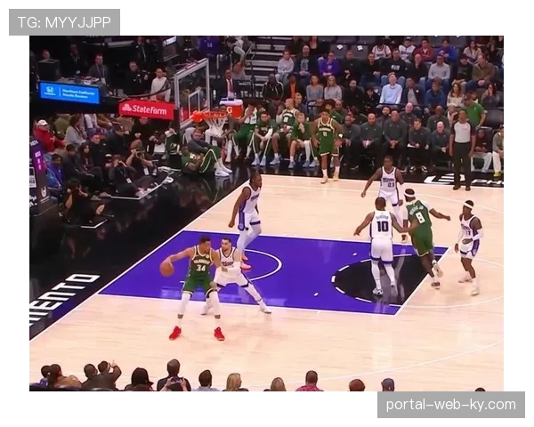 雄鹿缺字母哥体系崩塌 内线篮板36-50处劣势